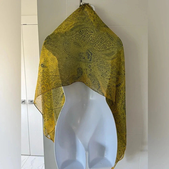 🤩HOST PICK🤩 Liang Dian/ Silk blend/ Mustard yellow scarf/ Length 60”/ Width 19” - Picture 8 of 8
